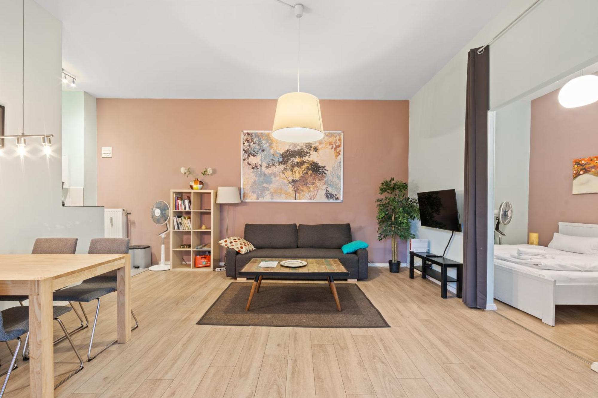 Apartment Uthman Berlin-Neukoelln Exterior photo